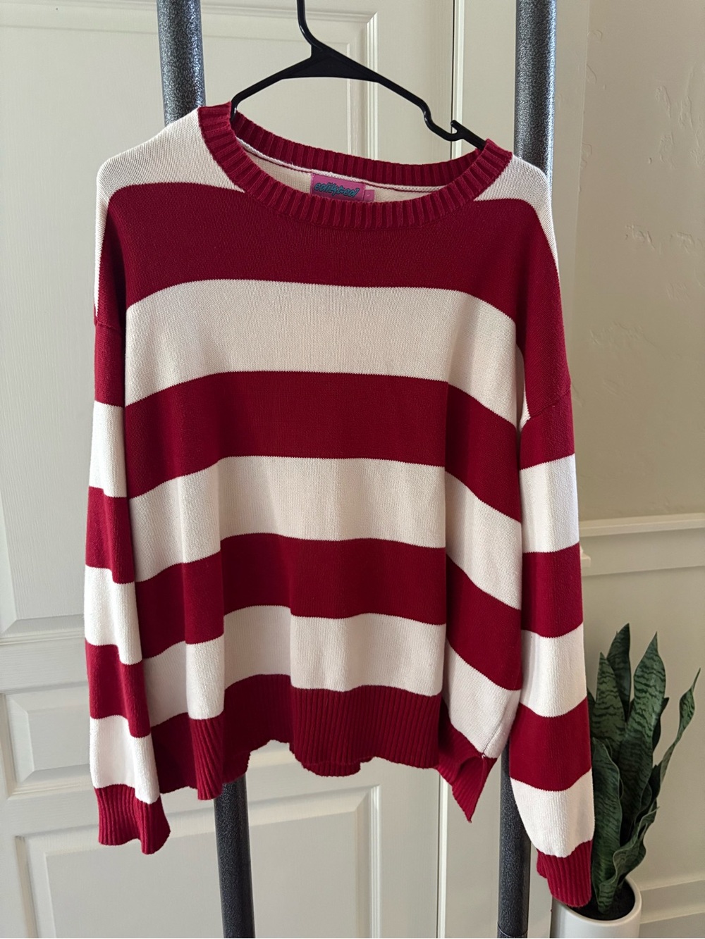 Edikted Red and Cream Wide-Striped Crewneck Sweater